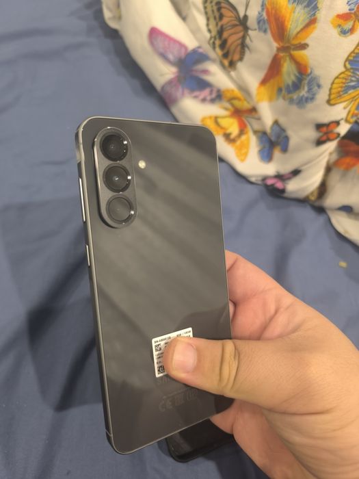 Самсунг а56 8/128