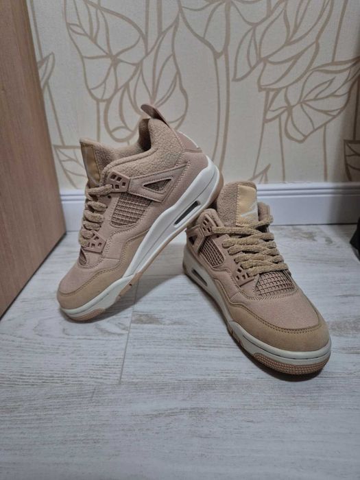 Jordan Air 4 Cozy Girl