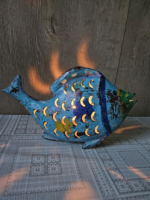 Suport de lumânare ,peste ( metal )