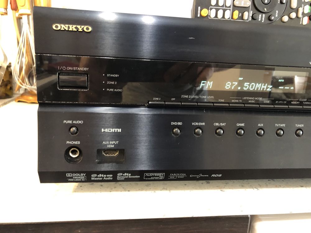 Onkyo TX-SR607 resiver