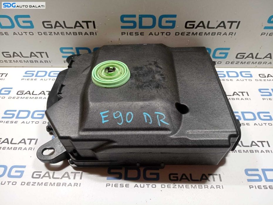Boxa Difuzor Subwoofer Dreapta Fata Podea Logic 7 BMW Seria 3 E90 E91 2004 - 2012 Cod 6925336-08 217BM056 24906-B0042 [M3920]