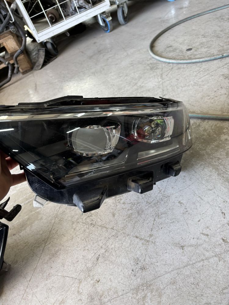фарове за vw T-Roc 2GA941774/2GA941035D