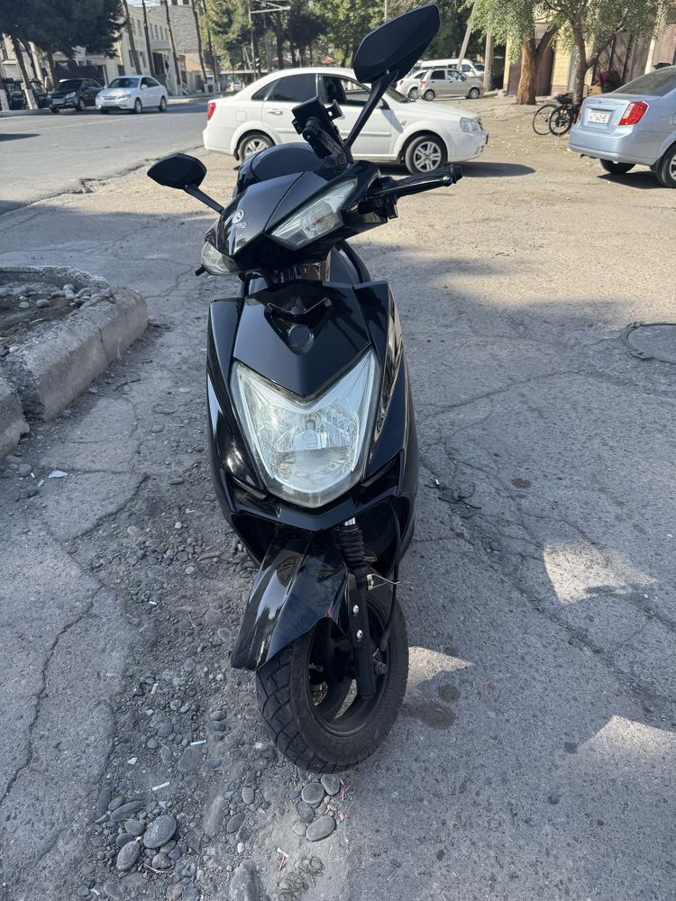 Skuter 120maga chiqadi 2700prabeg