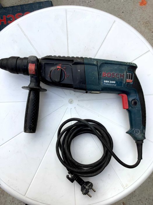 Dewalt D25333KQS / Bosch 2400DBH