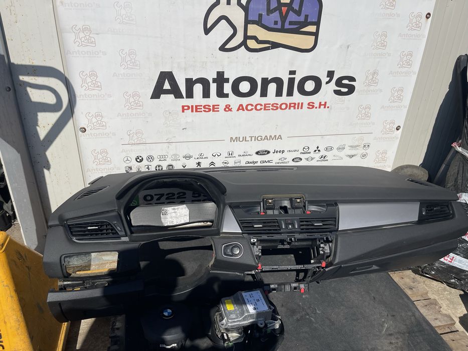 Plansa bord BMW seria 2 F45