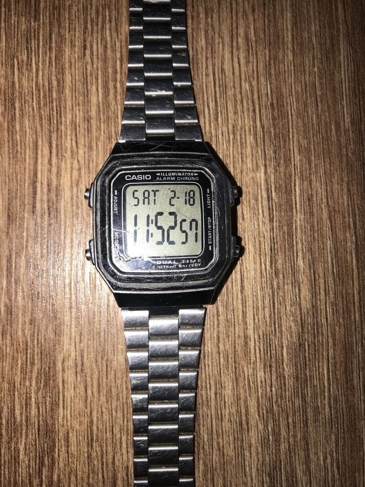 Casio illuminator 10 years baterry dual time