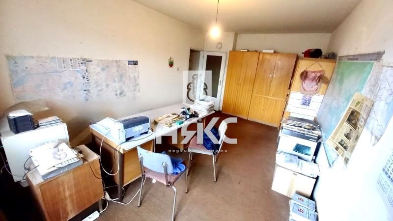 Двустаен апартамент в кв. Красна поляна 3