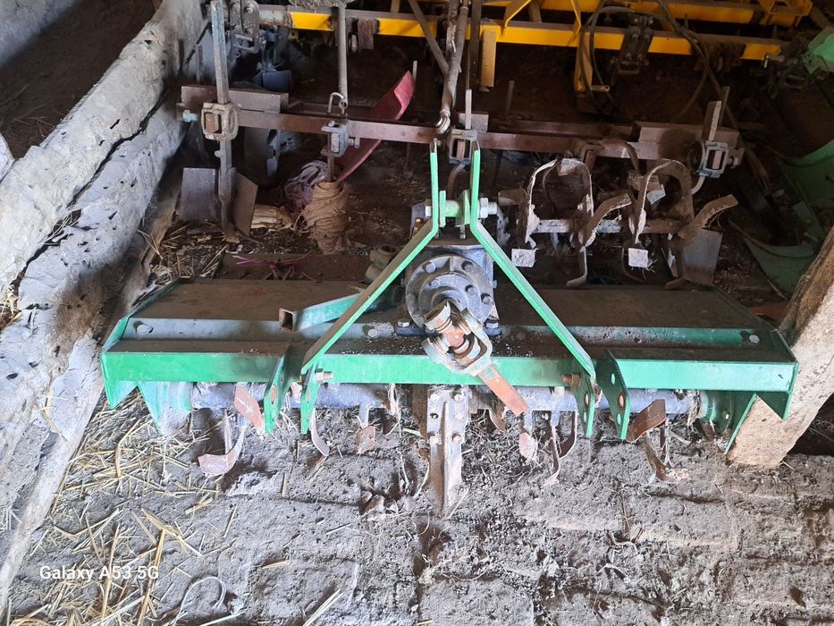 Traktor kamplek sotiladi 90mln kelishtirib beramiz