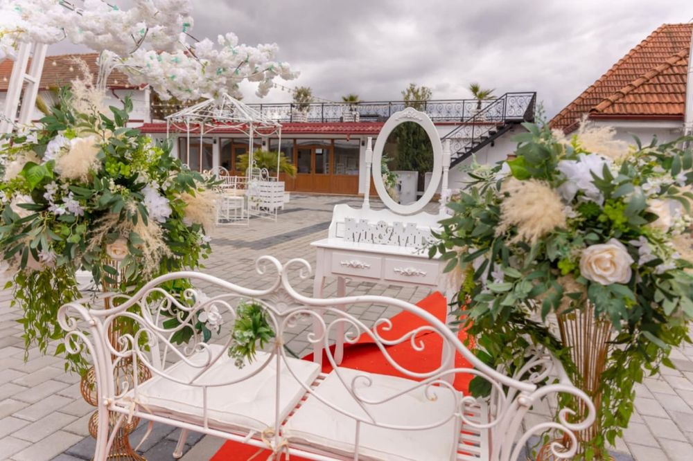 Busturi/platforma selfie 360/cabina foto