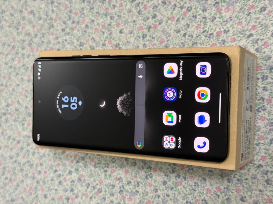 Telefon Motorola edge 40, ca nou.