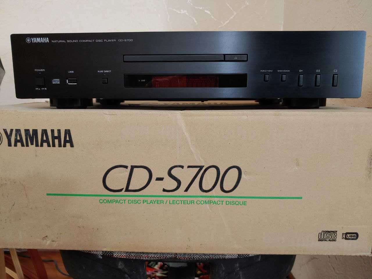 CD плейер Yamaha CD-S 700 в отличном состоянии