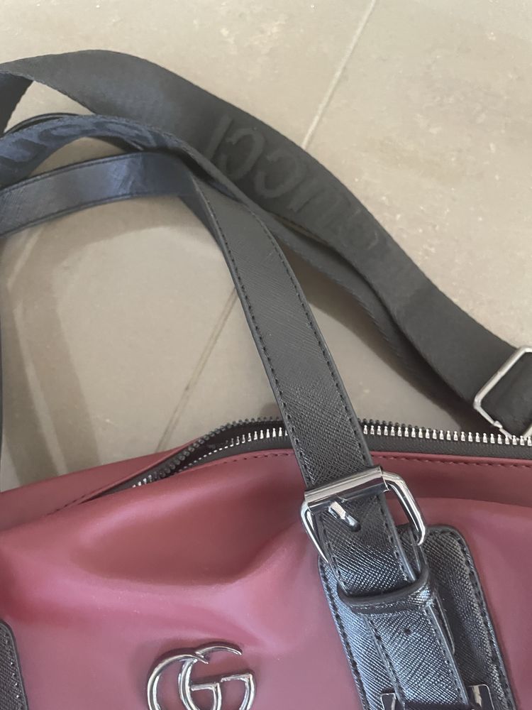 GUCCI дамска чанта