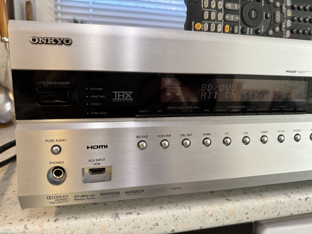 Onkyo TX-NR708 ресивър