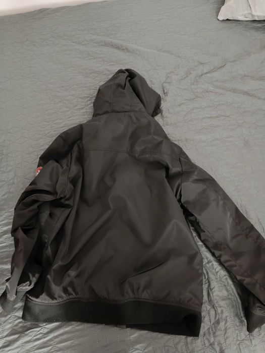 Яке Lonsdale BOMBER JACKET
Яке lonsdale BOMBER