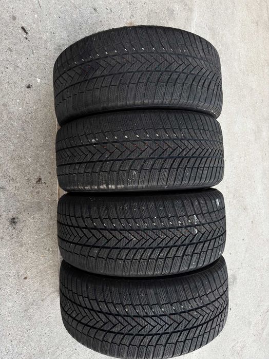 Anvelope 255/50R19 Bridgestone Iarna M+S