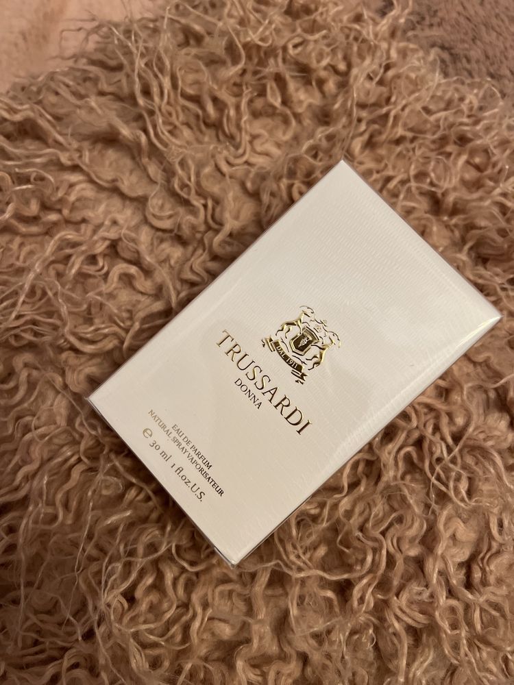 Apa de parfum Trussardi Donna