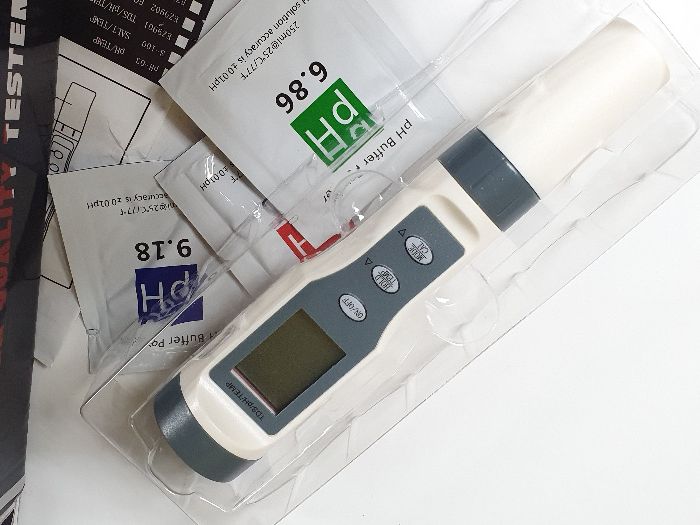 Tester digital pentru PH-ul apei