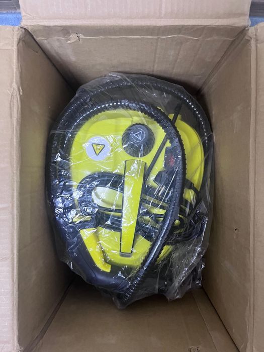 Моющий пылесос Karcher PUZZI 8/1 + ПОДАРОК пароочиститель! СРОЧНО!