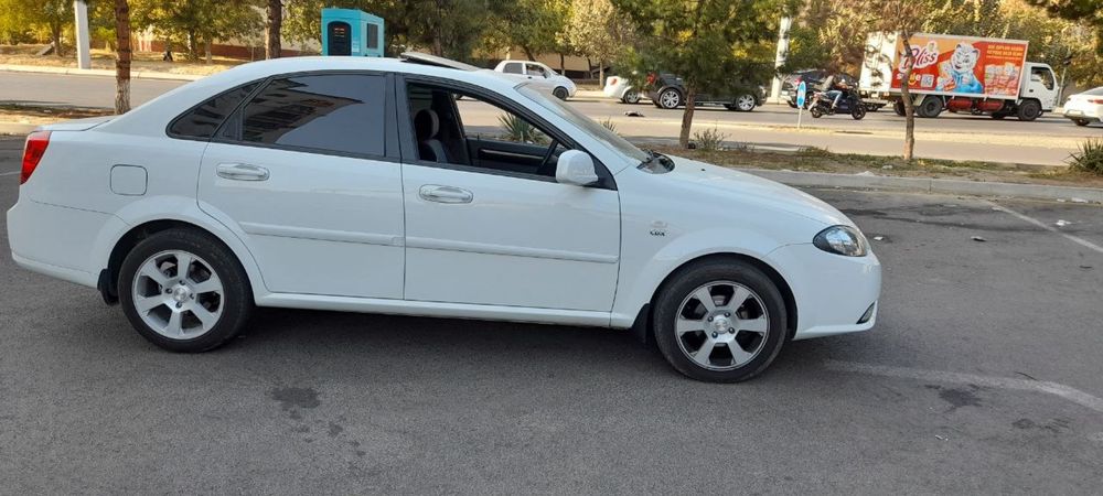 Jentra 3 pozitsiya avtomat