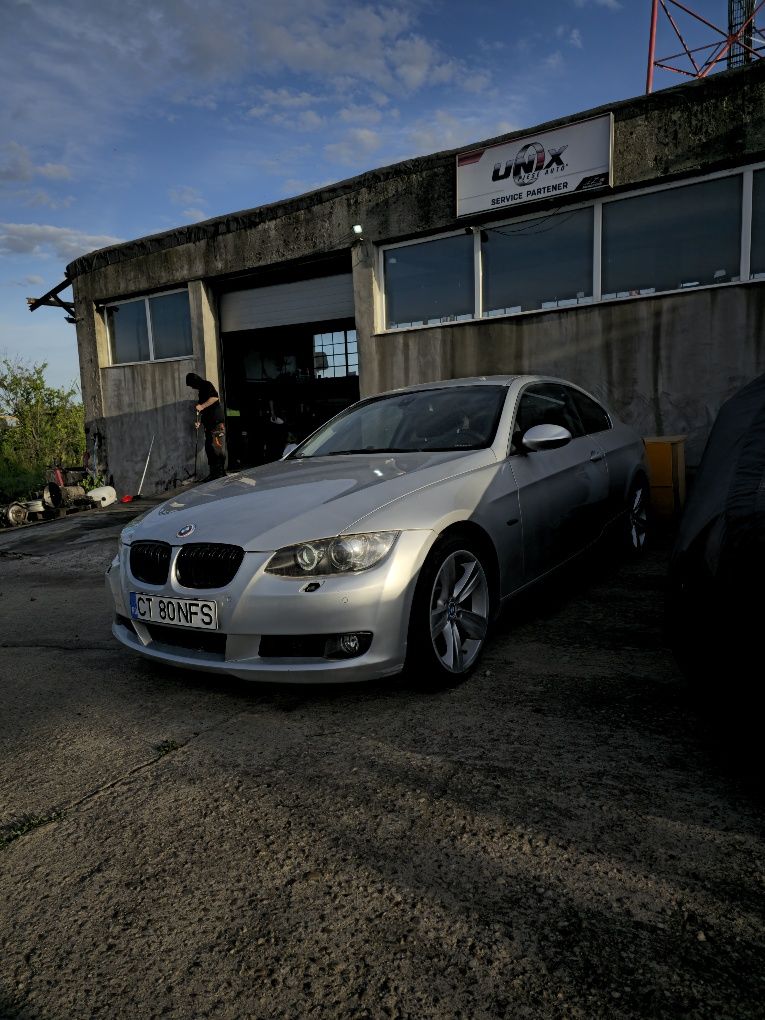 Bmw e92 325i km reali