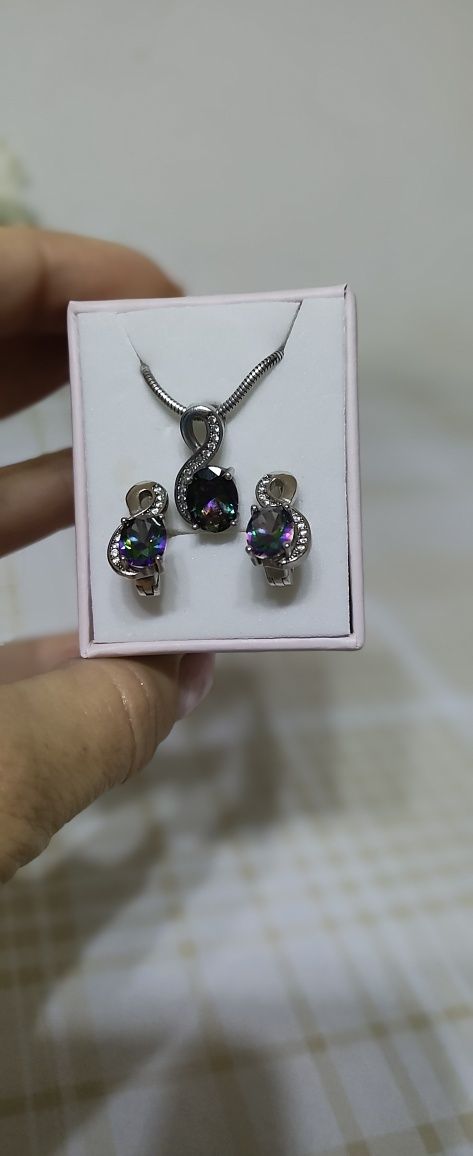 Set argint cu pietre topaz