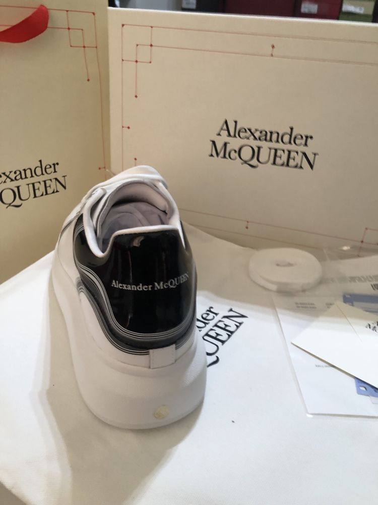 Adidasi Alexander McQueen Premium