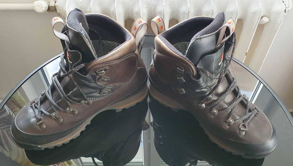 Ghete de munte Garmont Dakota Lite GTX Nabuk Gore-Tex