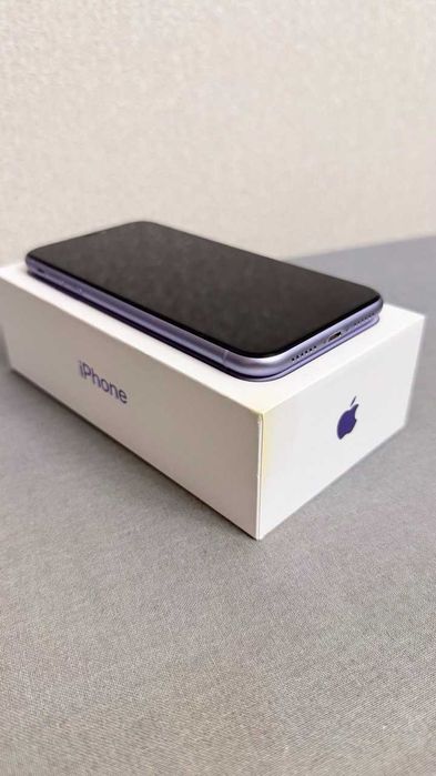 Продам айфон 11 64 гб