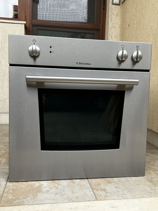 Фурна за вграждане Electrolux