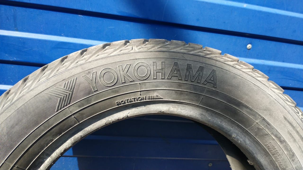 Продам 2 зимних шины без шипов