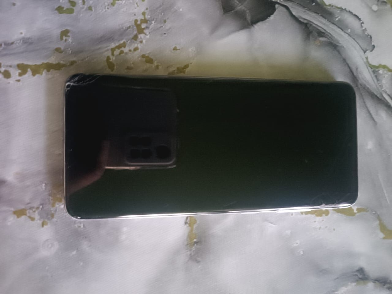 Продам Samsung s20