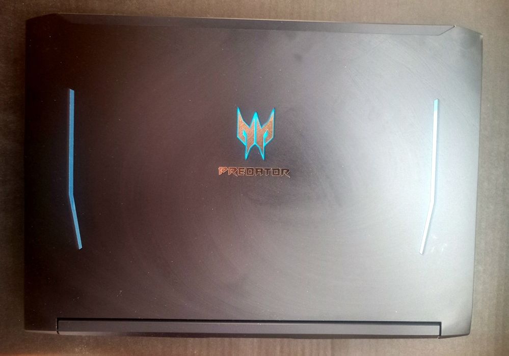 Acer Predator Helios 300 N18I2