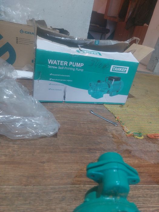 Продам насос водяной поверхностный