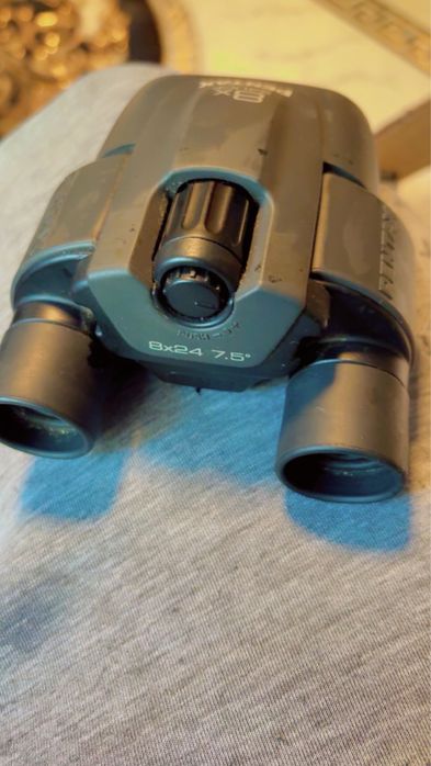 Binoclu pentax ca nou