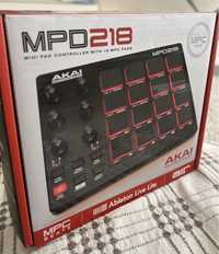 MPD 218 MIDI контроллер