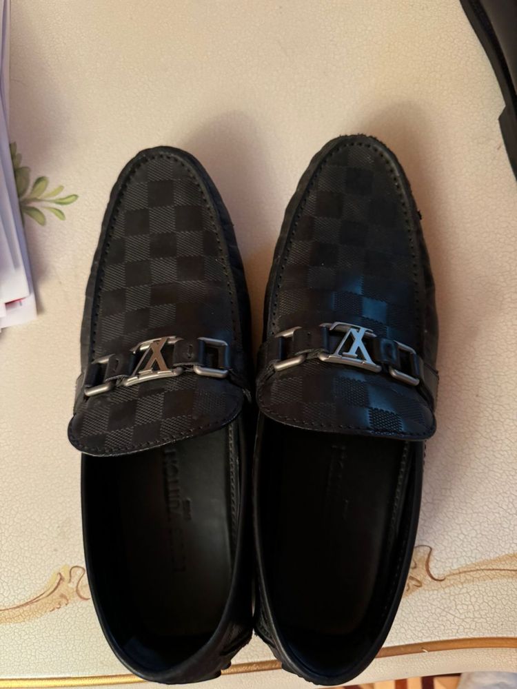 Louis Vuitton туфли в хорошем состоянии