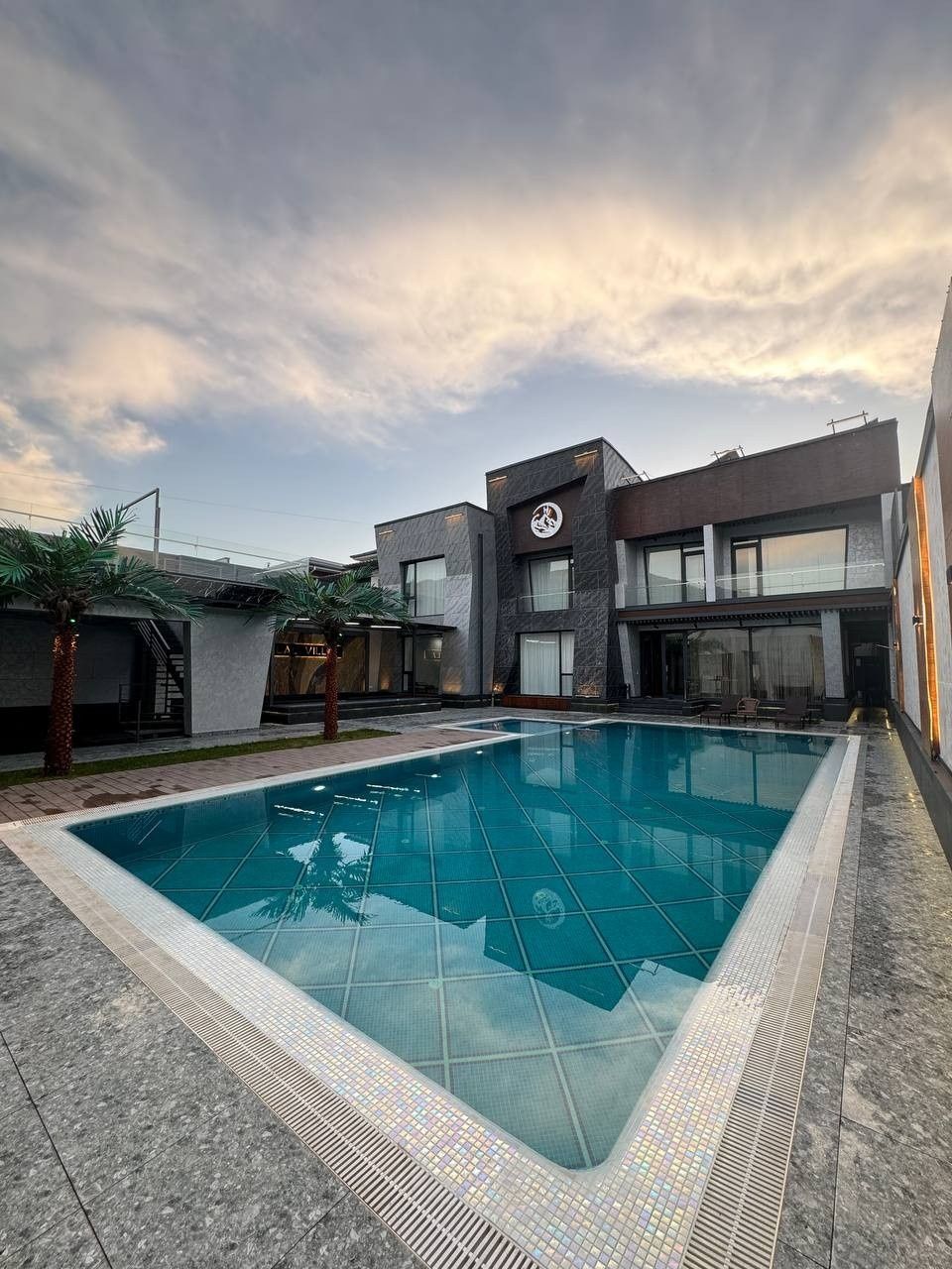 HI-TECH dacha ”Hilal Villa” 15 kishigacha beriladi