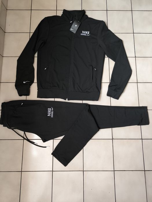 Мъжки спортен екип от полиамид