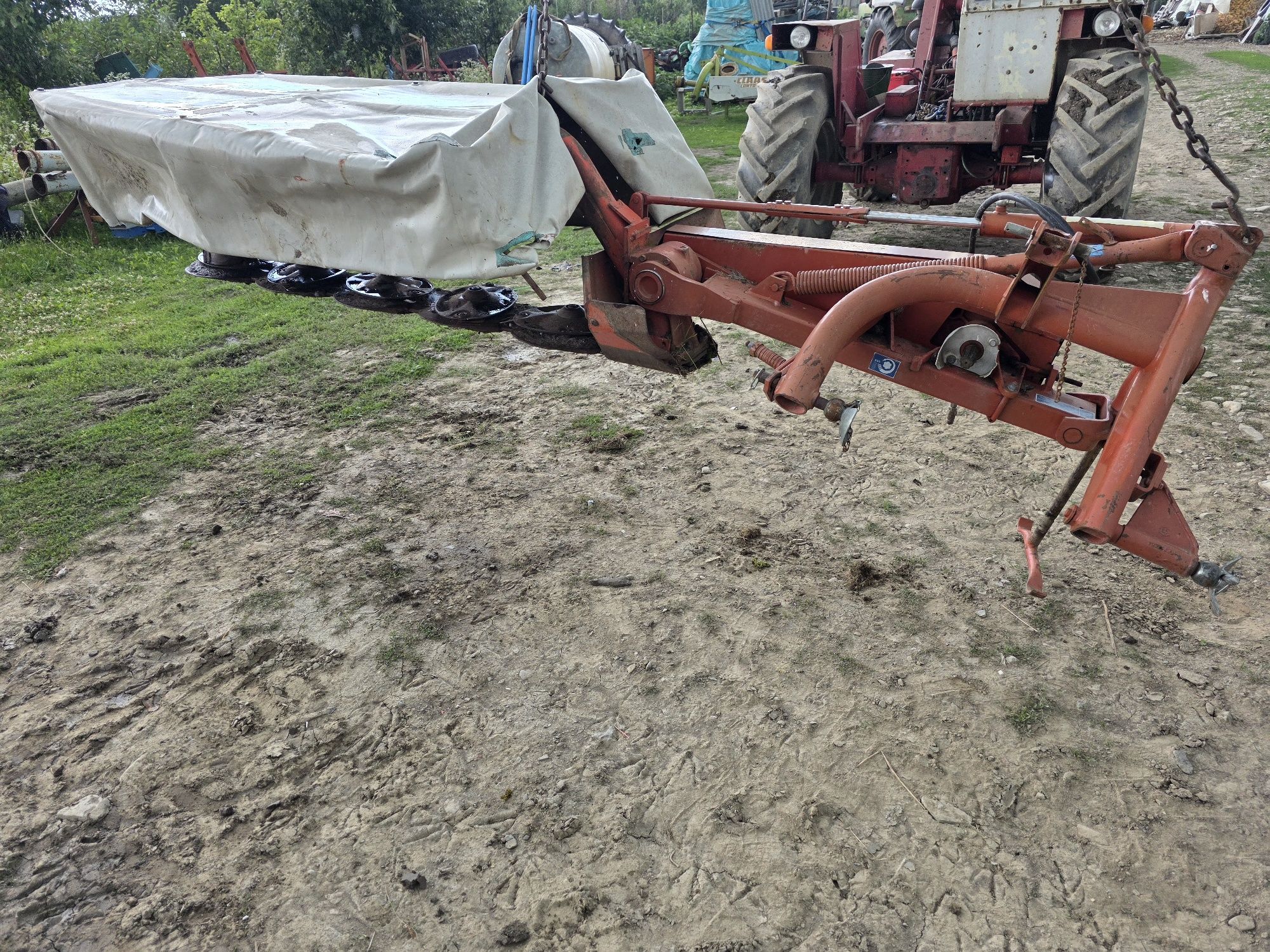 Coasa Cositoare discuri talere Kuhn 2m Kuhn GMD 55 Claas 1.85m metri