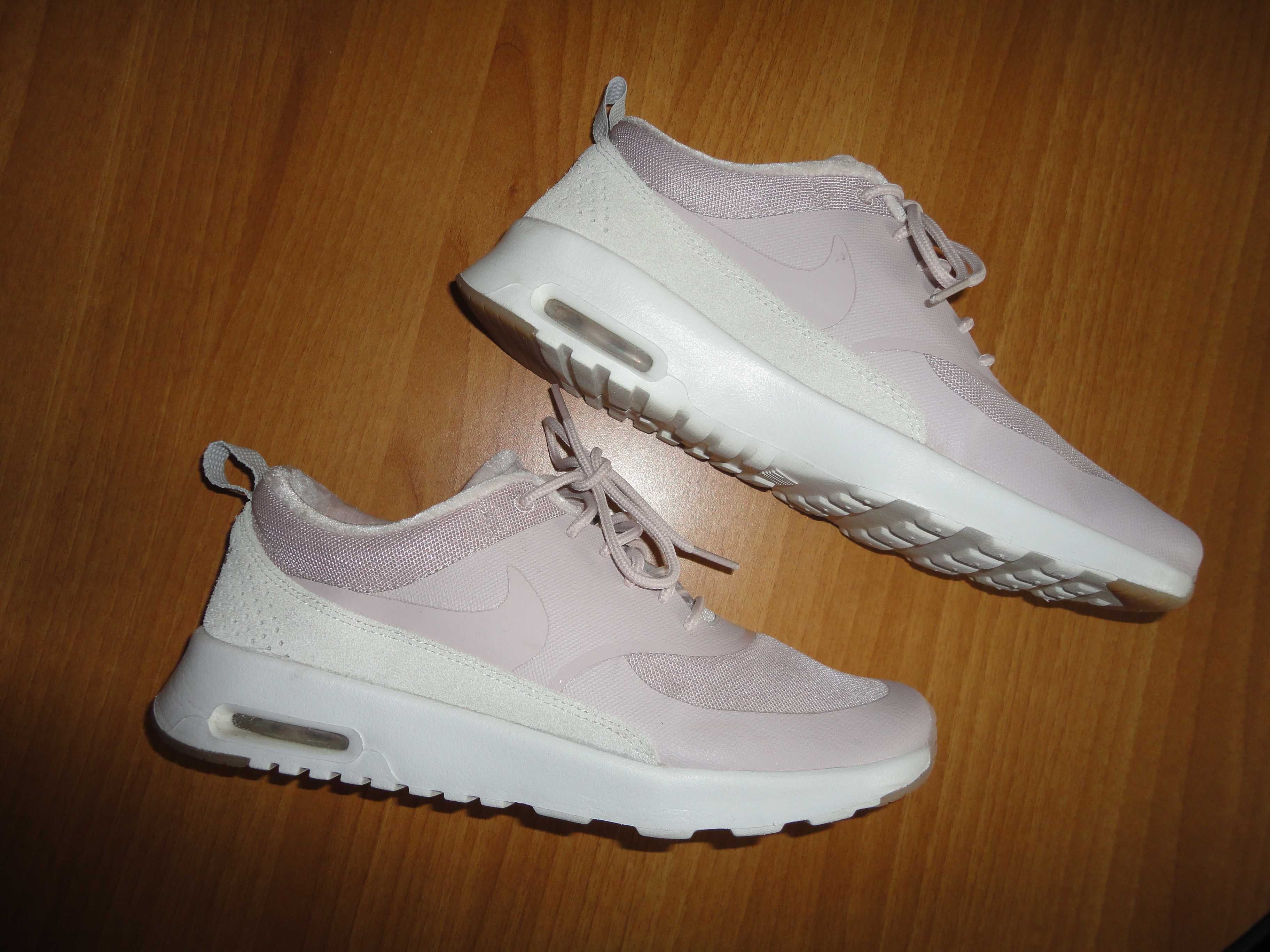 N39,5 Nike Air Max Thea LX/оригинални дамски маратонки