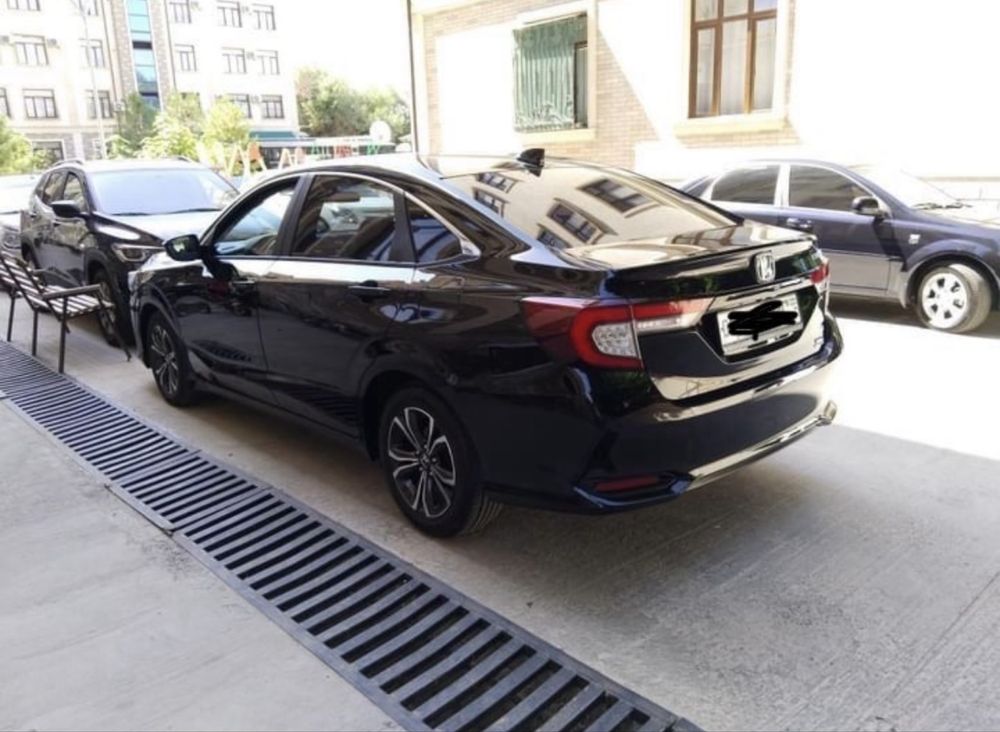 Honda  Crider  Qora Nalichi