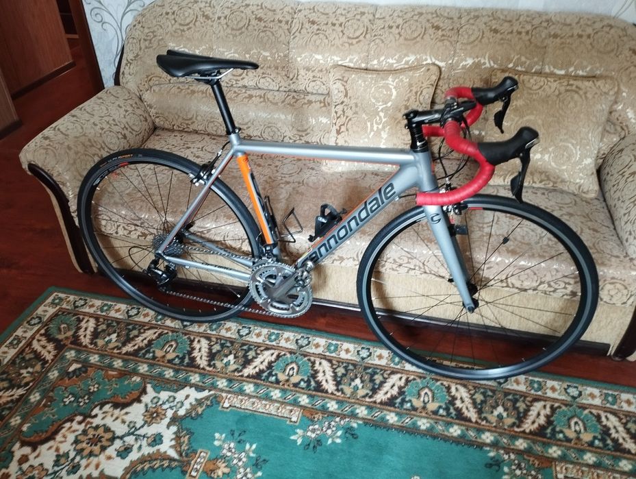 Продам велосипед Cannondale