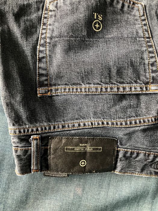 Оригинални  мъжки  дънки  BOSS, STONE ISLAND .
