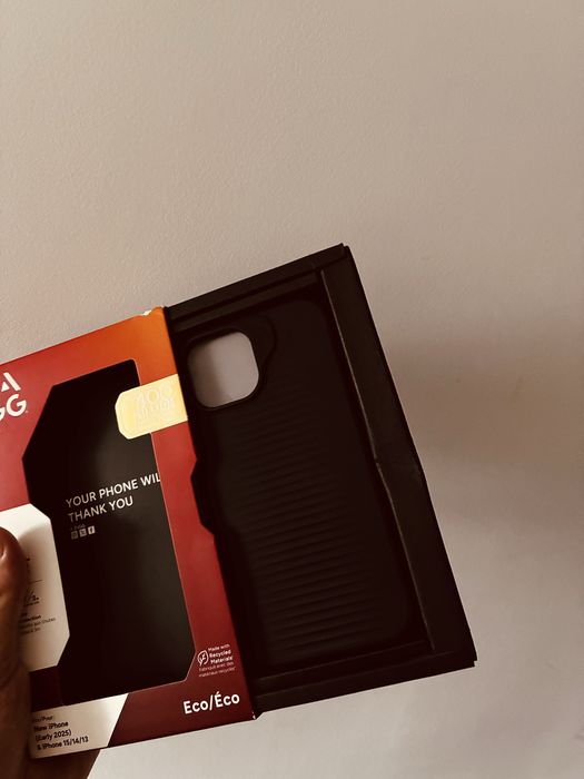 Husa ZAGG pentru Iphone 16e, 14, 15