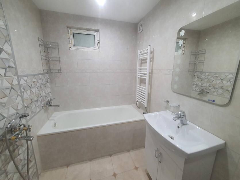 Дава се под наем Тристаен апартамент в Пловдив, Мараша - 107 кв.м за 600 € - Снимка #9