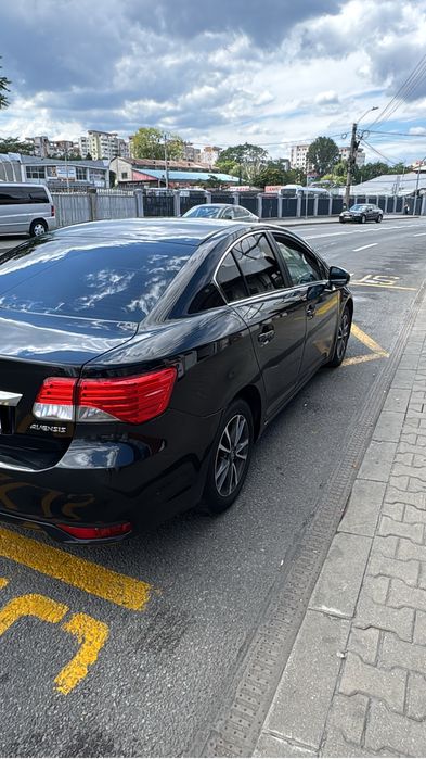 Vand Toiota avensis