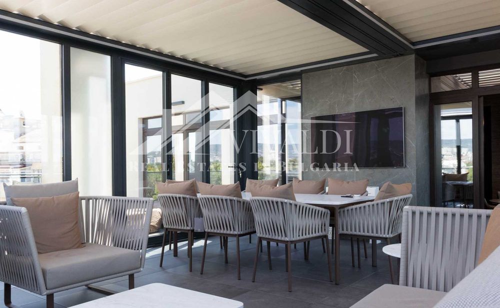 Луксозен панорамен пентхаус в Гръцка Махала, Варна