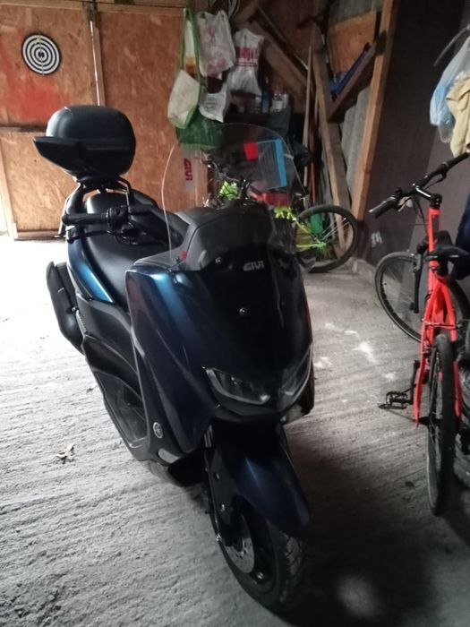 Vînd scuter  Yamaha 125