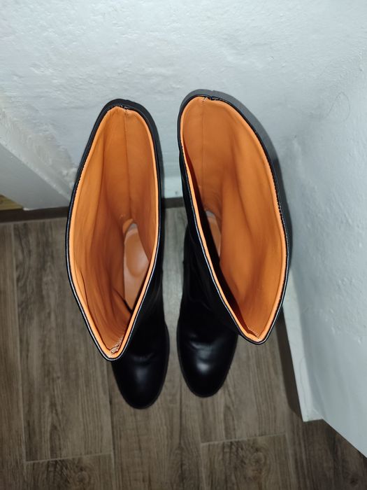 Cizme costum popular