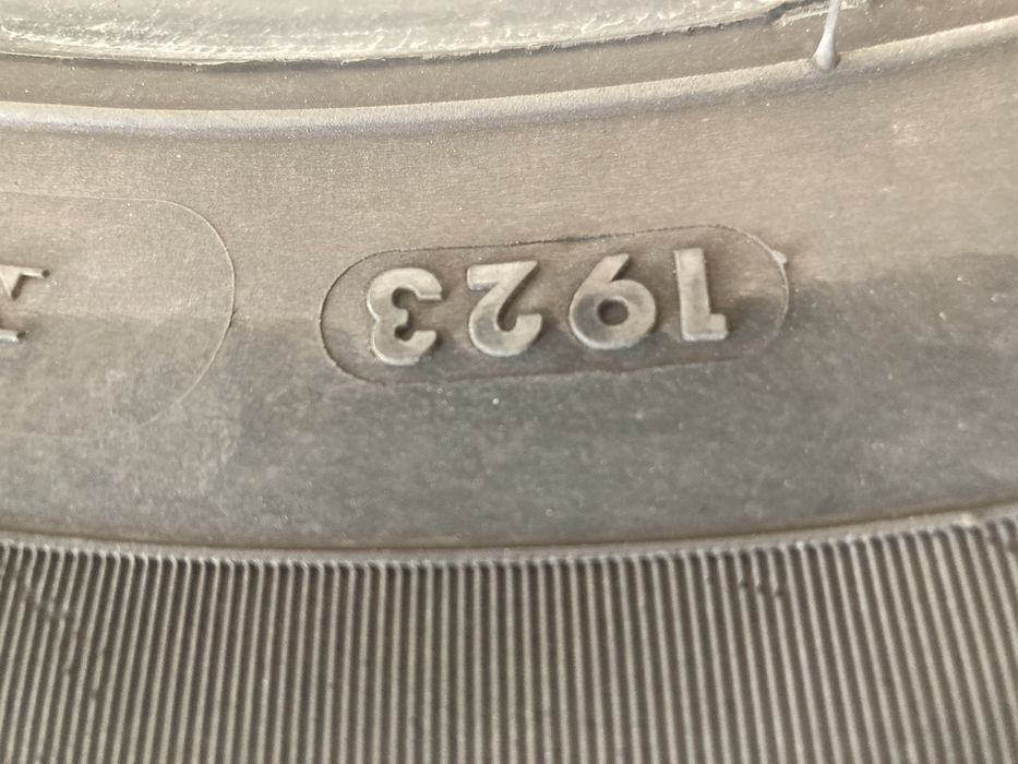 Гуми за камион 215-75-17.5